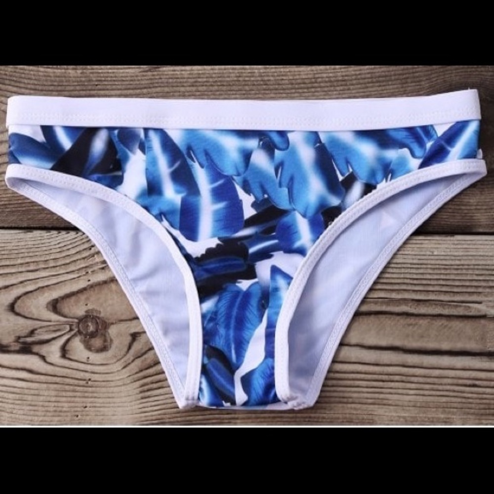 Bikini bottoms